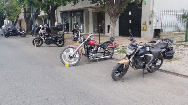 tres heridos de bala, cuatro armas y 11 motos secuestradas tras la pelea entre hells angels y tehuelches