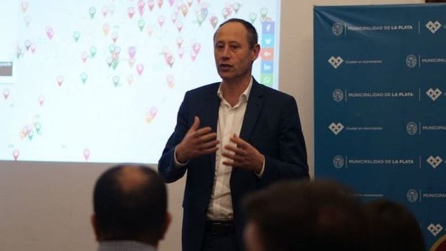 presentaron un gps para hacer un seguimiento online de las obras en las escuelas