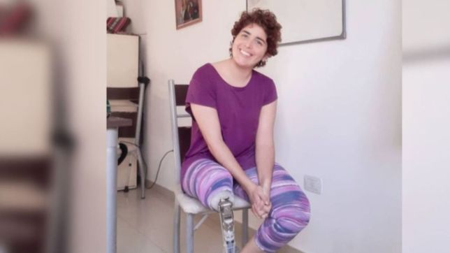 perdio una pierna, su prepaga no le cubre la protesis y vende rifas para pagar el juicio