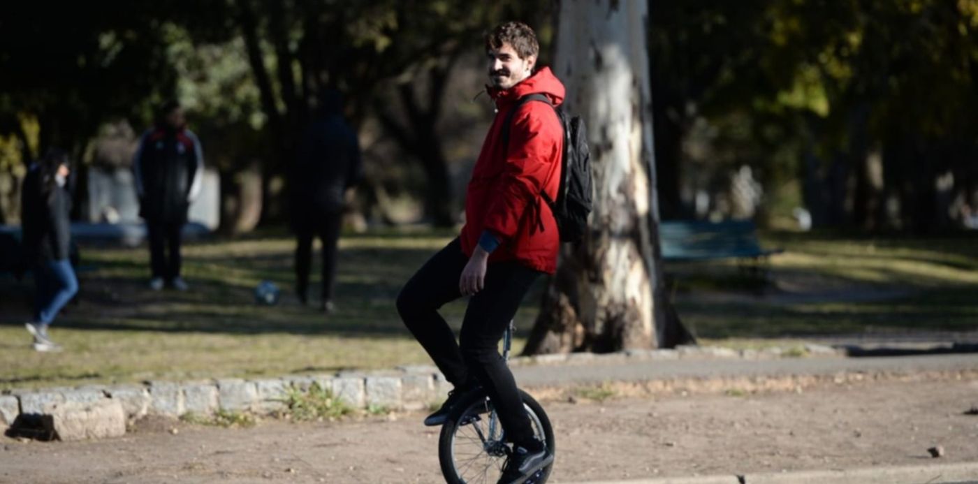 frío y sol bosque  - Frío y sol Bosque de La Plata