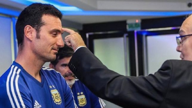 de final a final, el linaje de sabella con scaloni y la foto historica