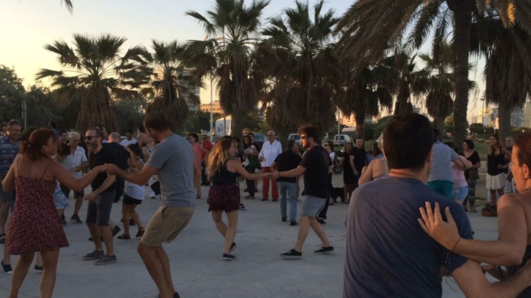 Domingo a pleno para disfrutar de espectáculos circenses, música y danza