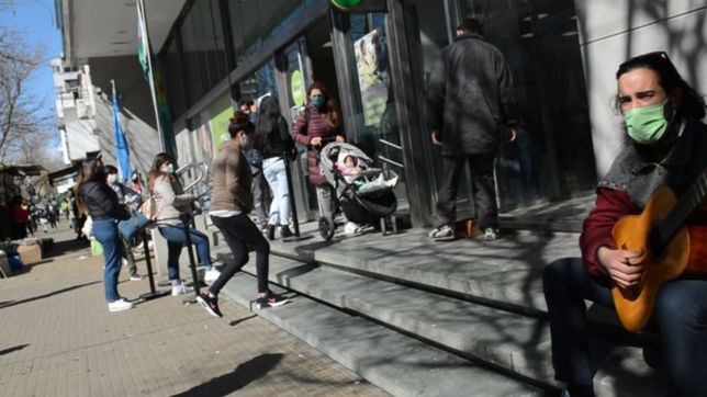 de cada 20 platenses que contrajeron coronavirus, 13 ya fueron dados de alta