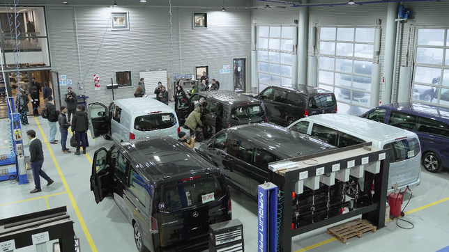 el concesionario simone?mobilitas recibio autoridades de mercedes-benz argentina para presentar la nueva vito