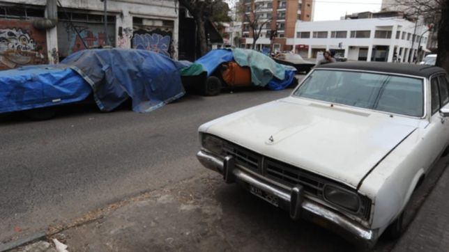 asi es el plan para sacar autos abandonados en las calles de la plata