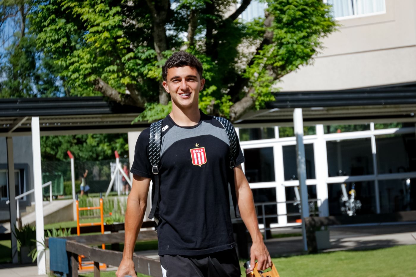 Estudiantes Central Córdoba Salida Benedetti.jpg