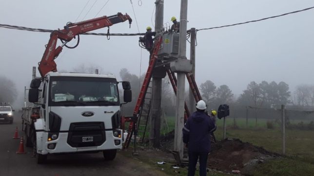 ampliaron la red electrica para mas de mil vecinos de melchor romero