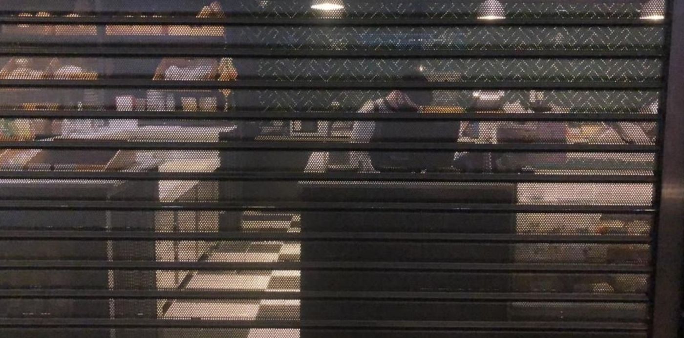 Cierre negocios comercios locales toque de queda