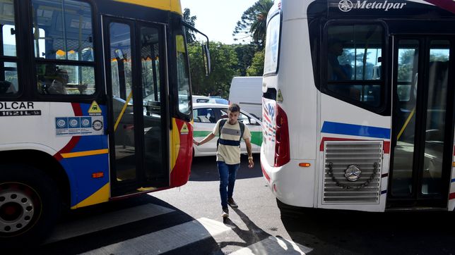 desvios, bocinazos y enojo por el vallado en plaza san martin que causo caos en el transito