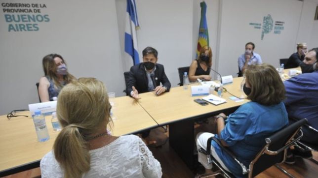 el gobierno provincial les ofrecio a los docentes un aumento del 32%