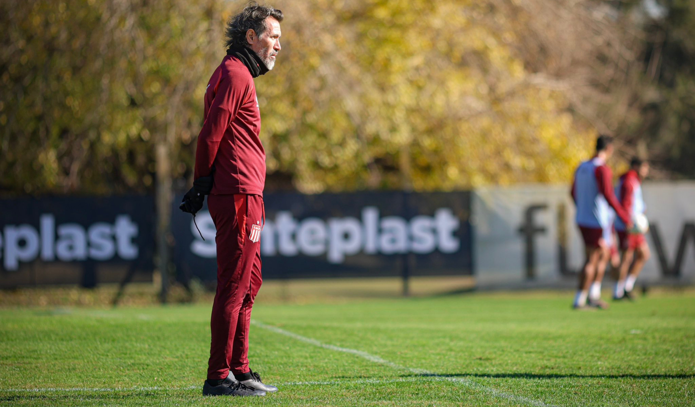 Entrenamiento Estudiantes Domínguez 2.jpeg