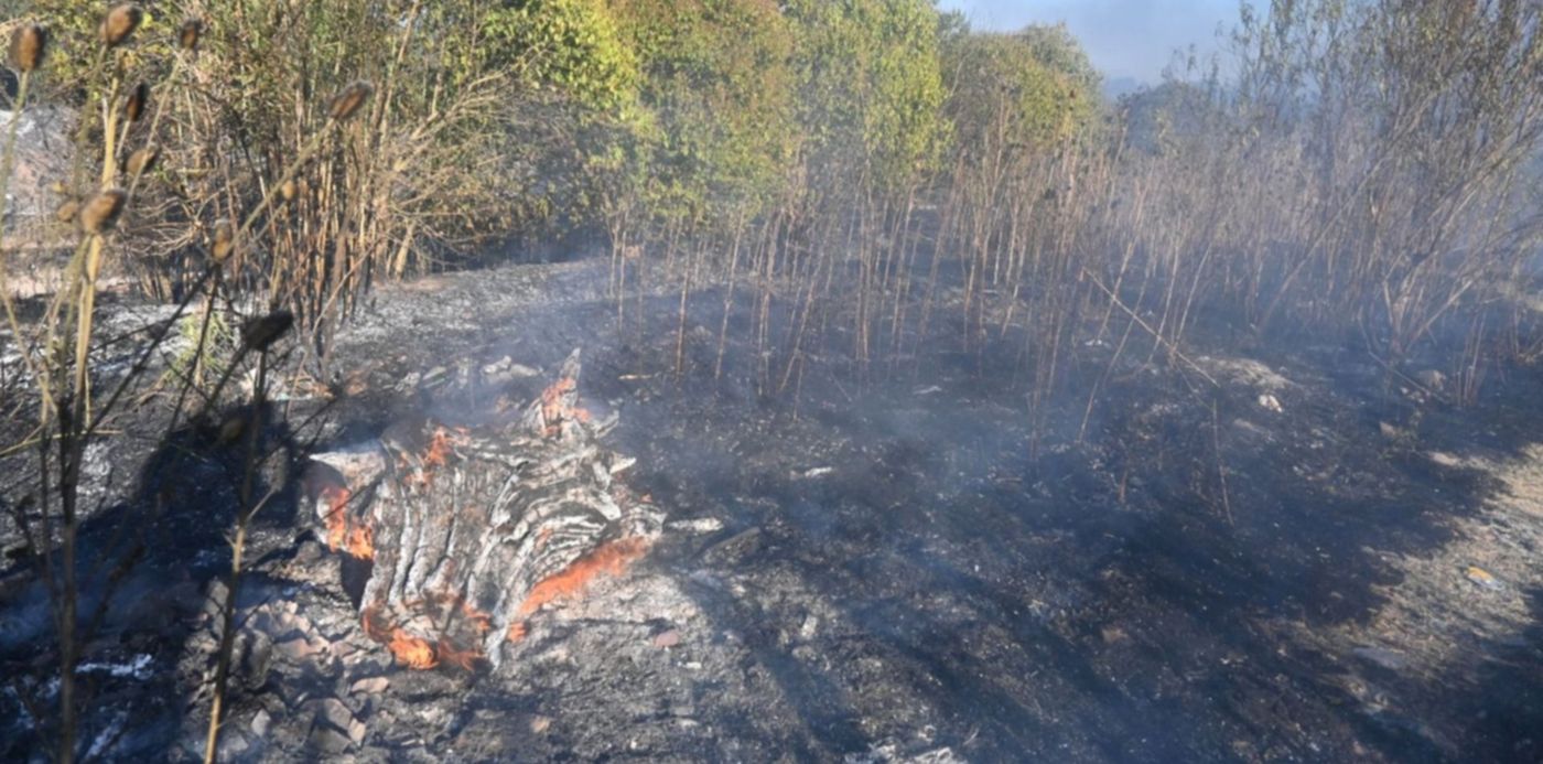 incendio cantera 25 y 520 el día después en alta