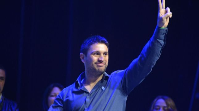 echaron de un historico club de la plata al empleado del senado provincial acusado de abuso