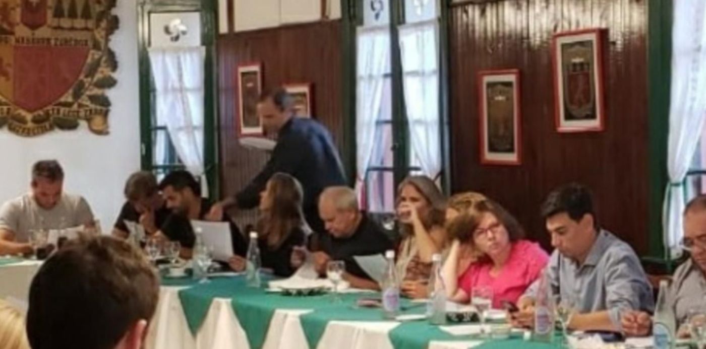 1552306059046.jpeg?y=139&rotate=0&scaleY=1&ow=1280&oh=760&x=19&width=1242&height=621&scaleX=1&&cw=1920&ch=950