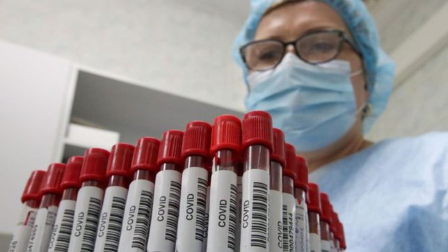 ¿que dicen los especialistas sobre las razones del aumento de casos de covid?