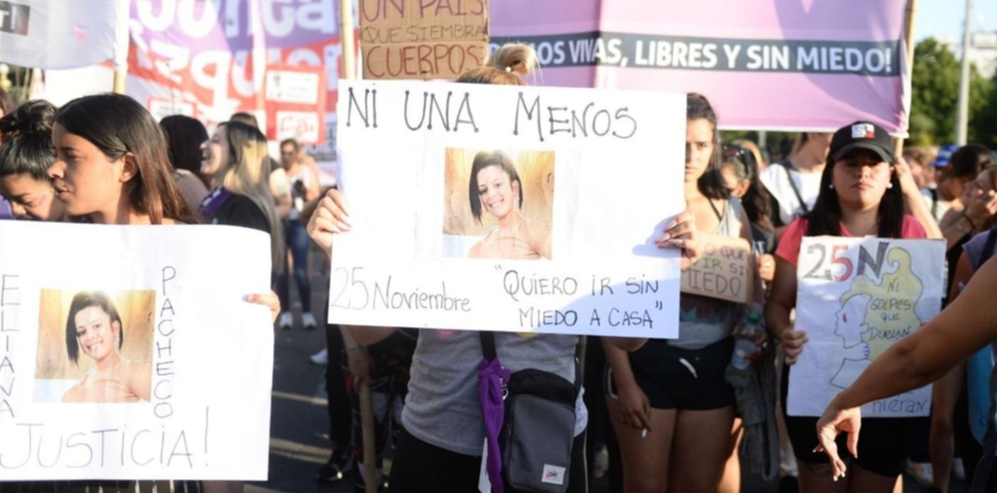 Marcha por el Día Internaciona contra la Violencia contra la Mujer y por Eliana Pacheco