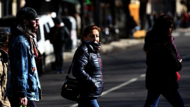 ¿cuando llega la mini primavera a la plata y como estara el clima el dia del amigo?