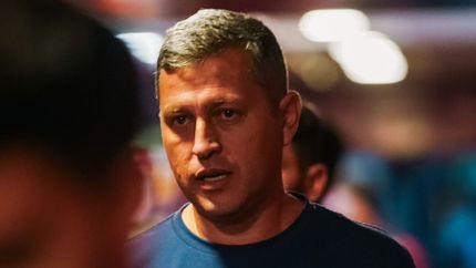 Flores llenó de elogios a Gimnasia, pero llamó a mantener la humildad