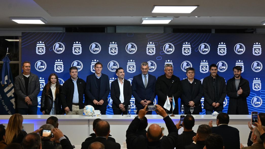 Con presencia platense, la AFA presentó la Copa País, el nuevo torneo federal del fútbol argentino