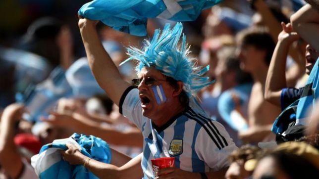 a fines de septiembre volveran los hinchas a las canchas del futbol argentino