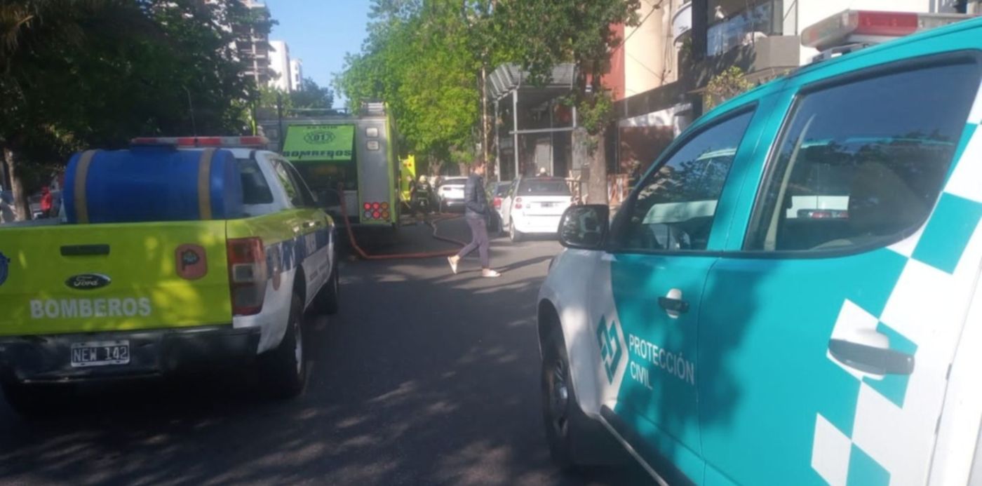 Incendio en 44 entre 16 y 17