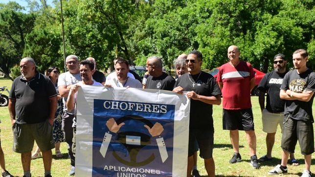 choferes de uber, didi y cabify iniciaron la protesta contra la baja de tarifas