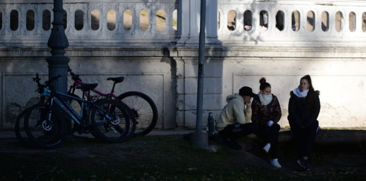 frío y sol bosque  - Frío y sol Bosque de La Plata