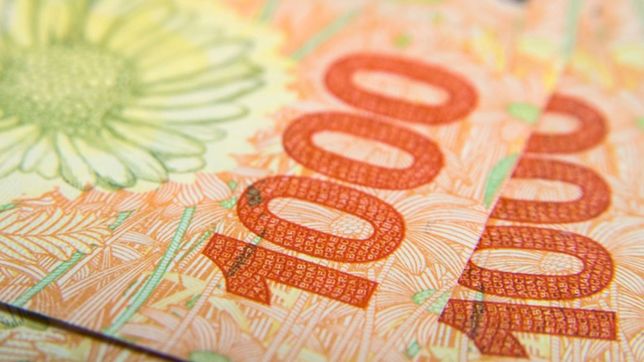 uno por uno, todos los sectores que cobraran el bono de $20.000 otorgado por la provincia