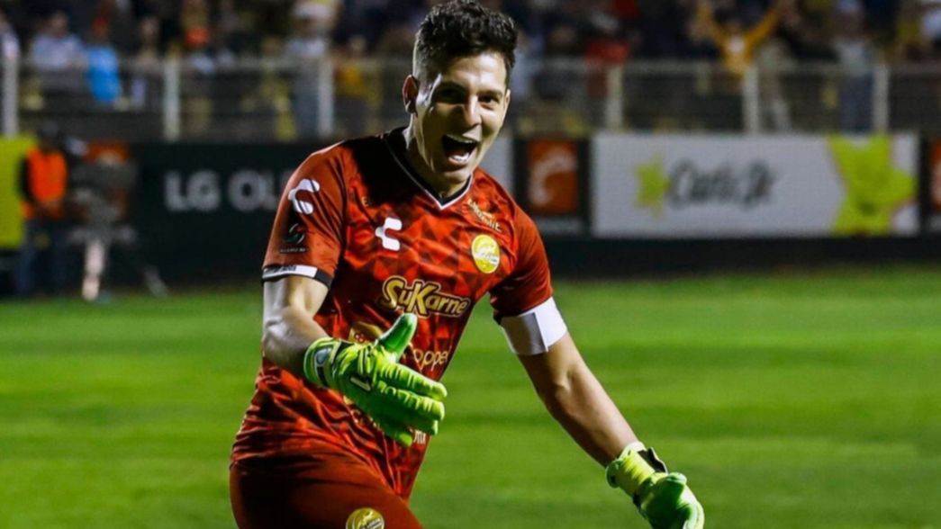 Gaspar Servio habló sobre su llegada a Gimnasia y su relación con Maradona