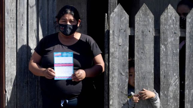 aumento un 58% la aplicacion de terceras dosis en plena explosion de casos de covid-19