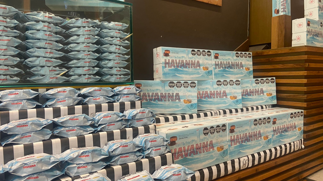 llego a la plata el nuevo alfajor de havanna que es furor: ¿cuanto cuesta y donde se consigue?
