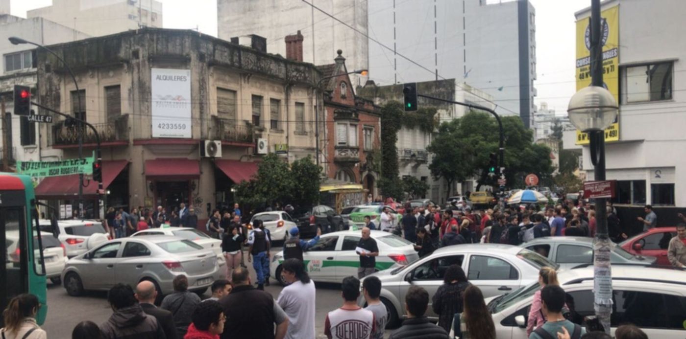 1525879221864.jpeg?&cw=1920&ch=950