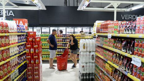 La canasta básica aumentó en abril y una familia necesitó $1.469.768 para no ser considerada pobre La canasta básica aumentó en abril y una familia necesitó $1.469.768 para no ser considerada pobre