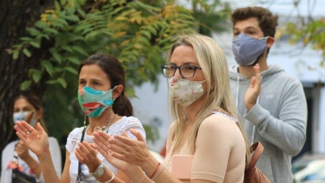 piparo al frente del ruidazo para pedir que no se suspendan las clases presenciales