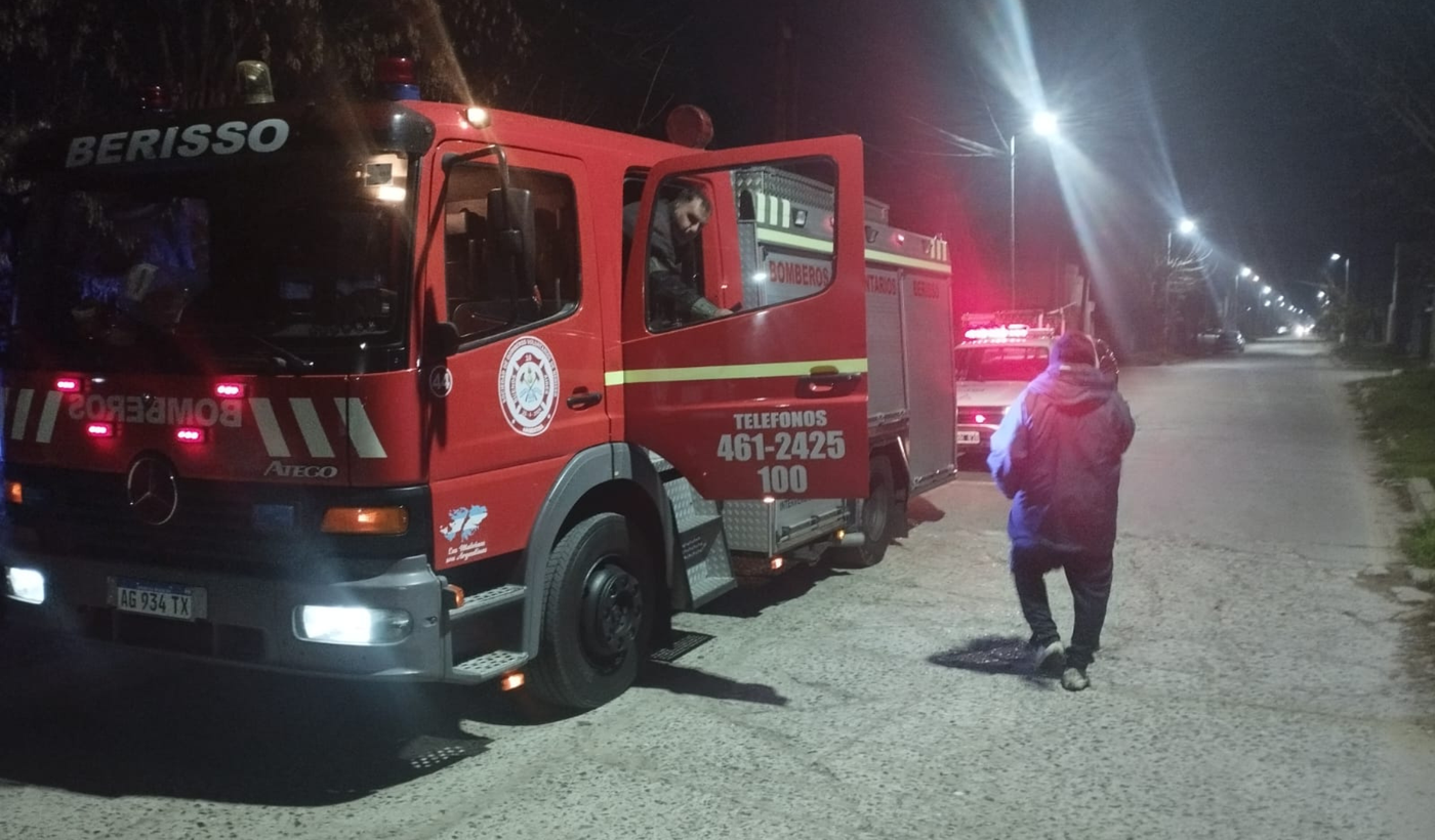 Bomberos Berisso intoxicados.png