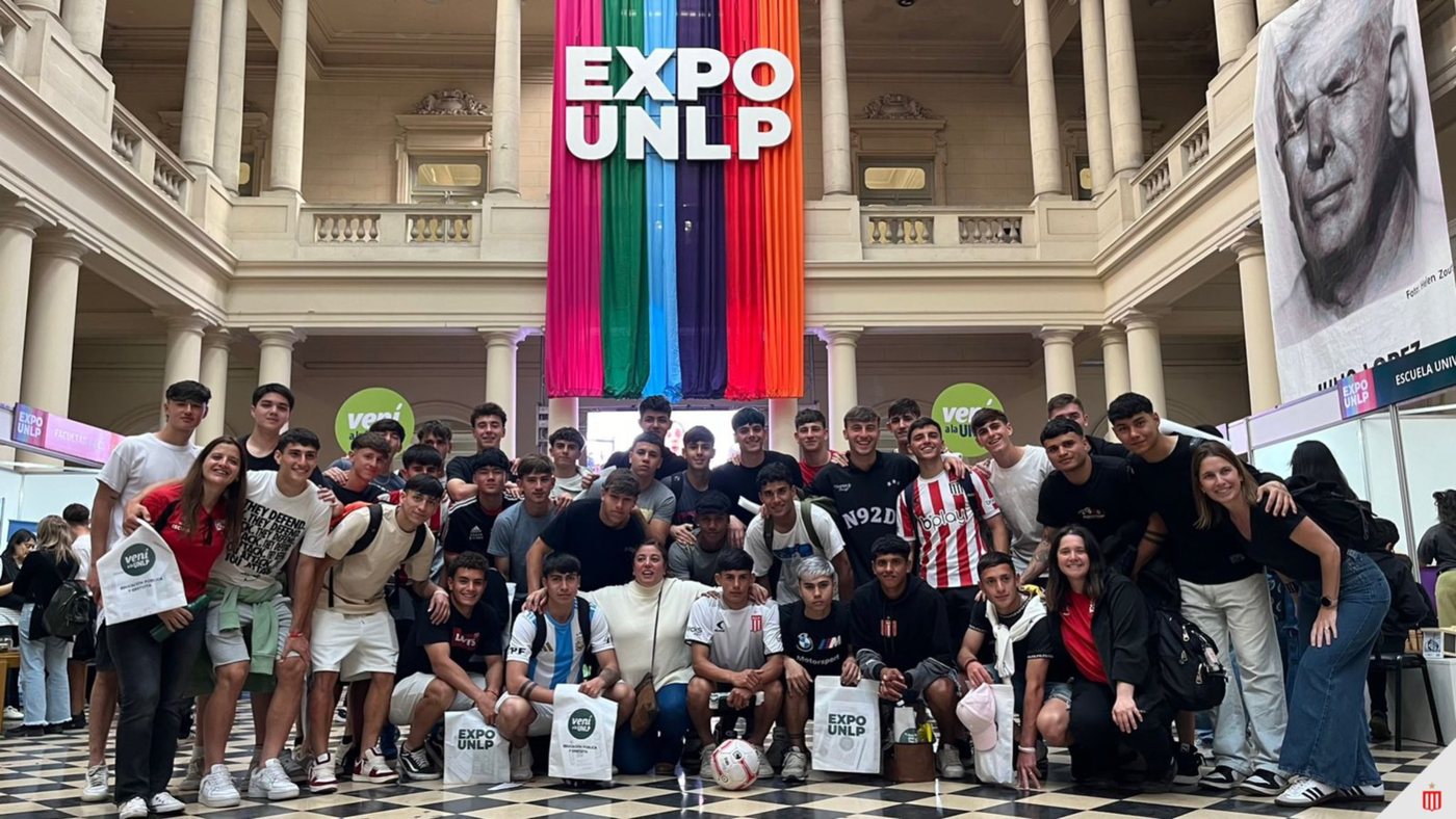 Estudiantes CAT. 2007 Expo UNLP.png