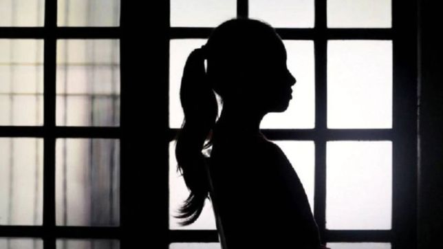 cayo un hombre que le daba utiles escolares y comida a chicos para abusar de ellos