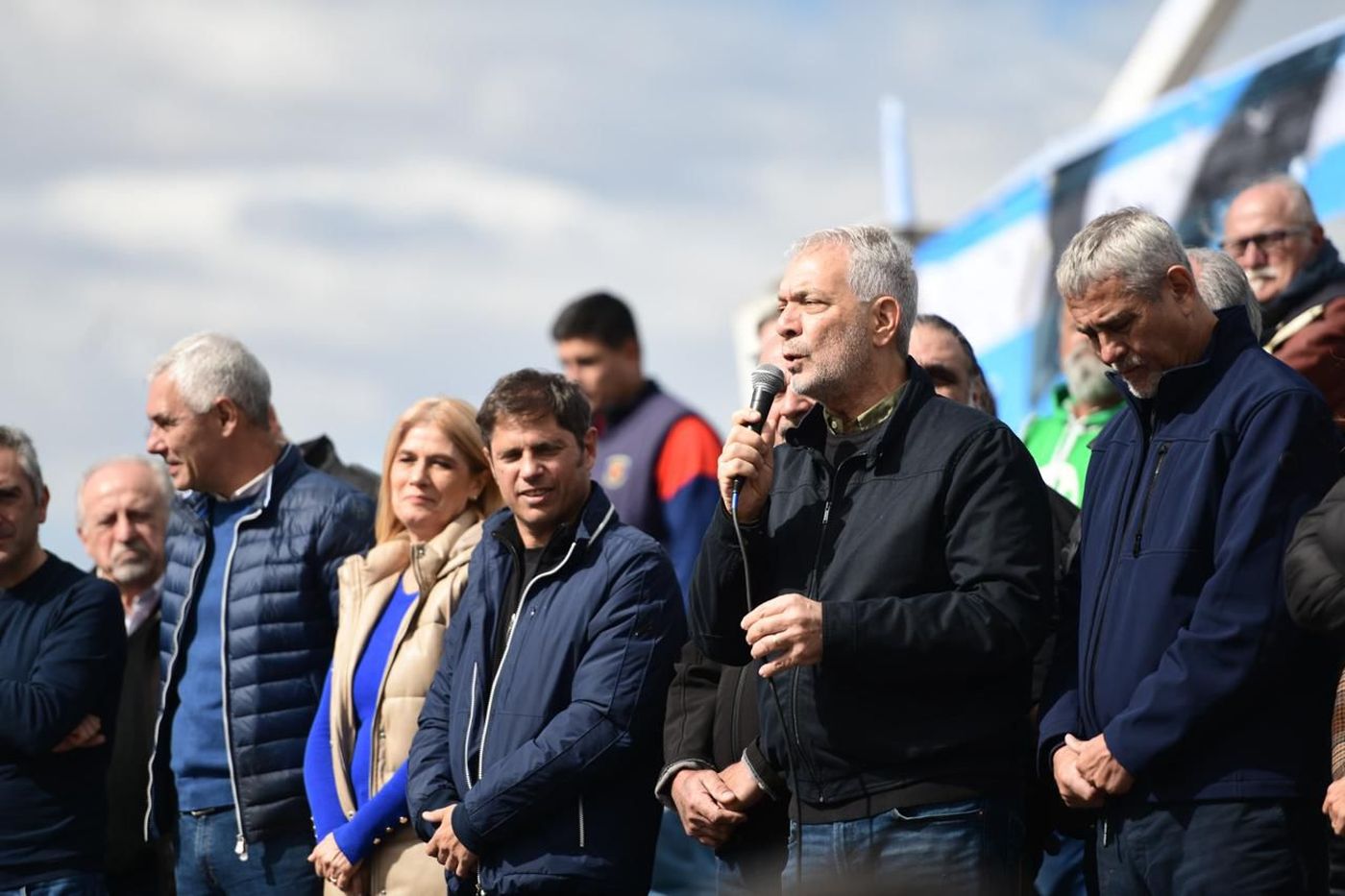 El intendente Julio Alak se sum&oacute; al clamor que pide por el gobernador Axel Kicillof para liderar el Partido Justicialista.