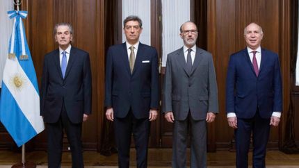 Crece la pelea con la Corte y el FdT evalúa citar a los cuatro miembros al Congreso