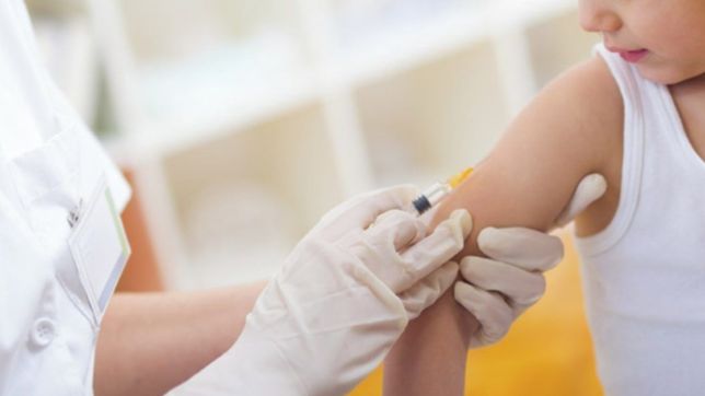 extienden la aplicacion de la vacuna moderna a los ninos de entre 6 y 11 anos