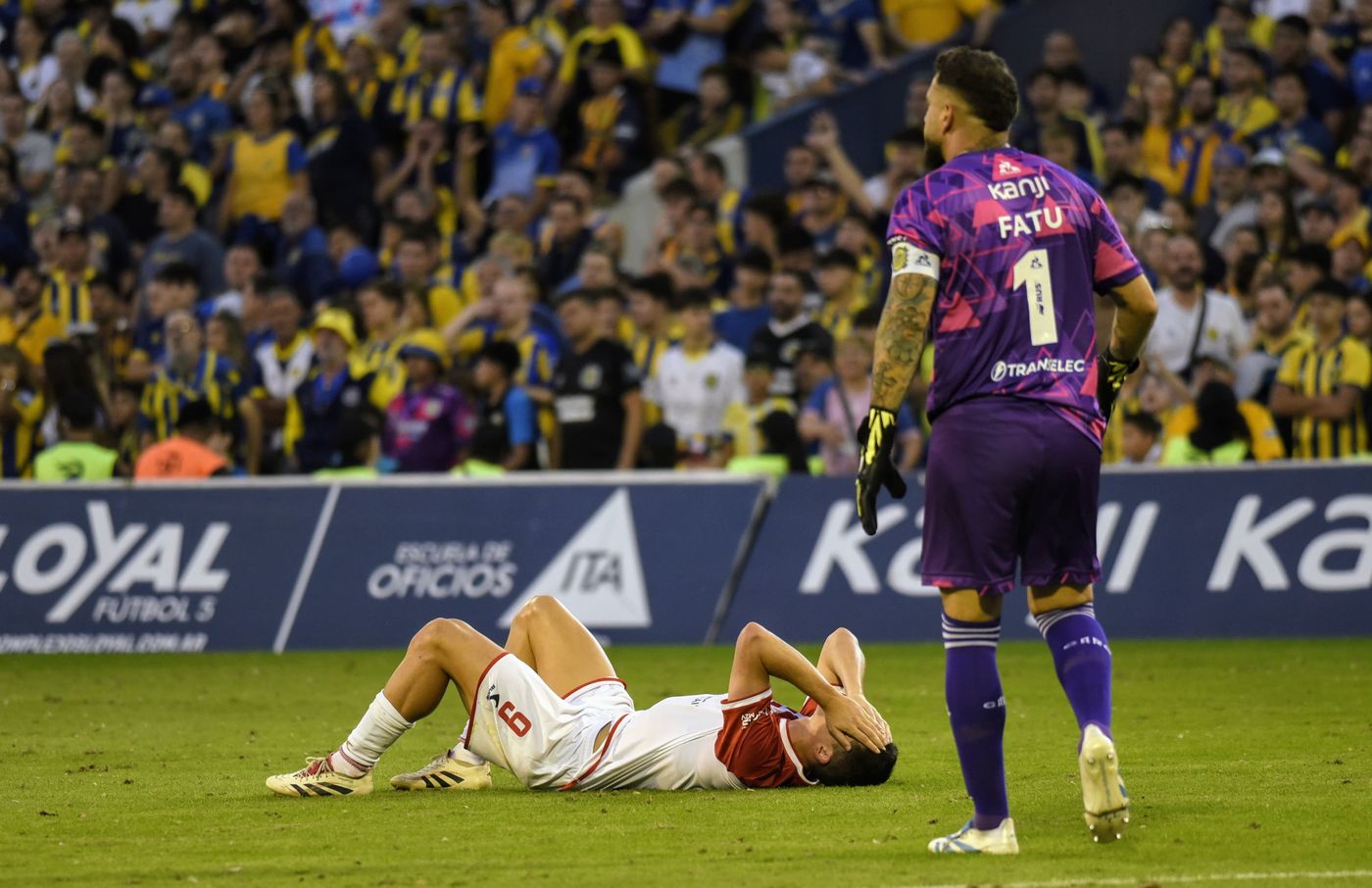 Rosario Central Estudiantes Carrillo lesión 4.jfif