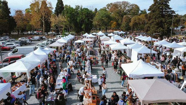 atraparon a una actriz e influencer de moda robando ropa en la feria de uno