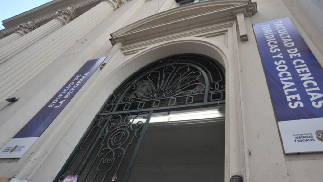 El Consejo Directivo de la Facultad de Derecho vuelve a reunirse para elegir decano