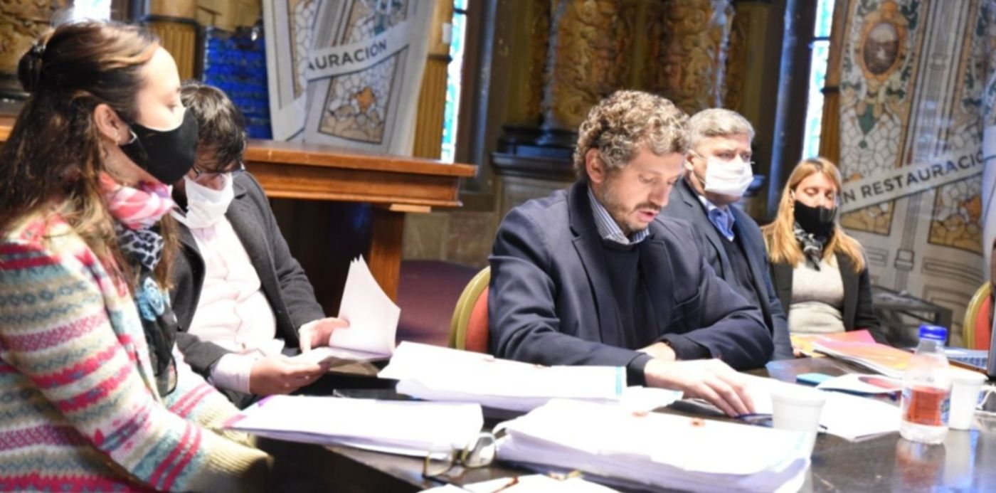 1591902562572.jpg?x=4&y=182&ow=1280&width=1269&height=634&rotate=0&scaleX=1&scaleY=1&oh=854&&cw=1920&ch=950