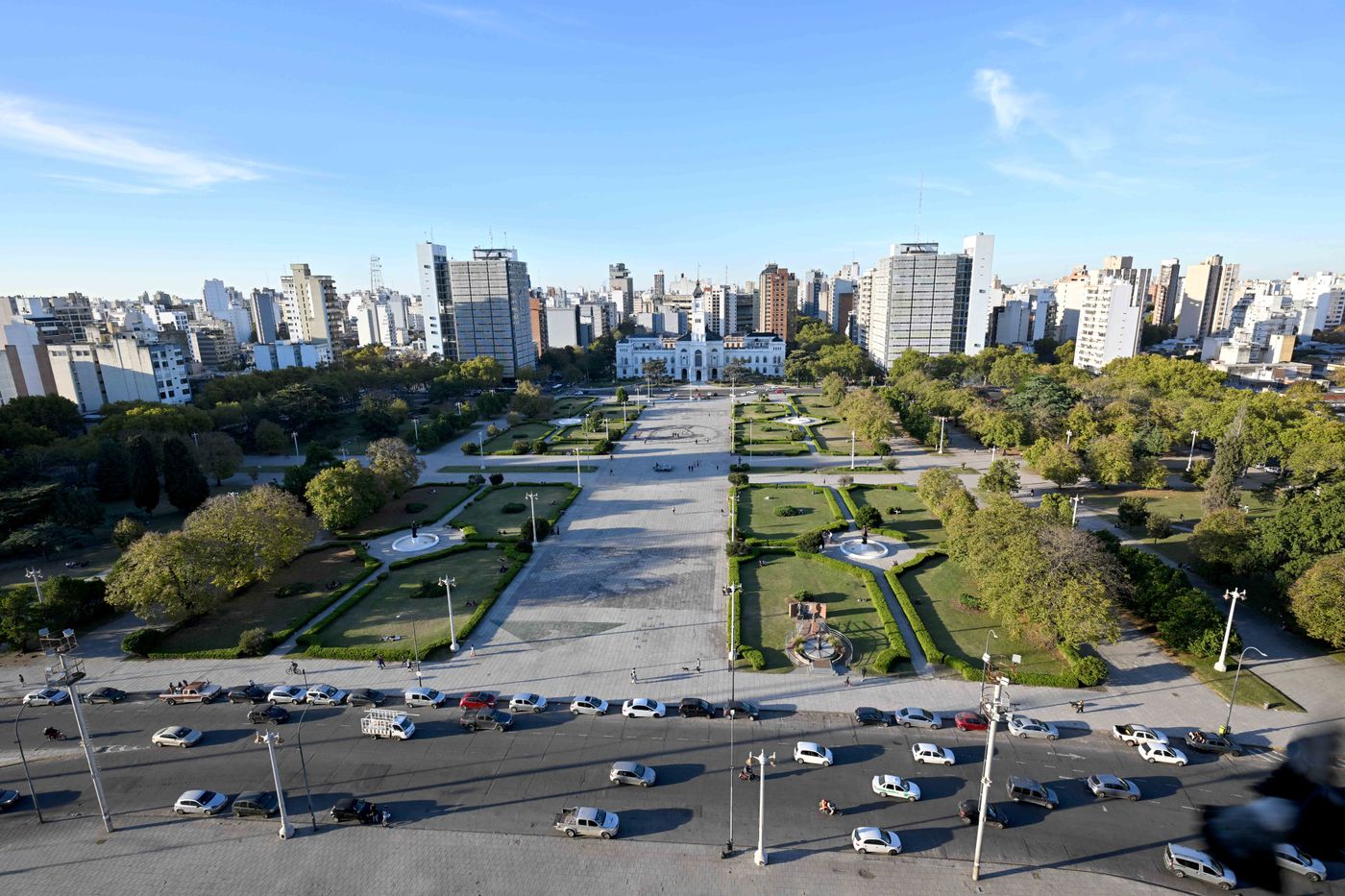 Plaza Moreno (1).JPG