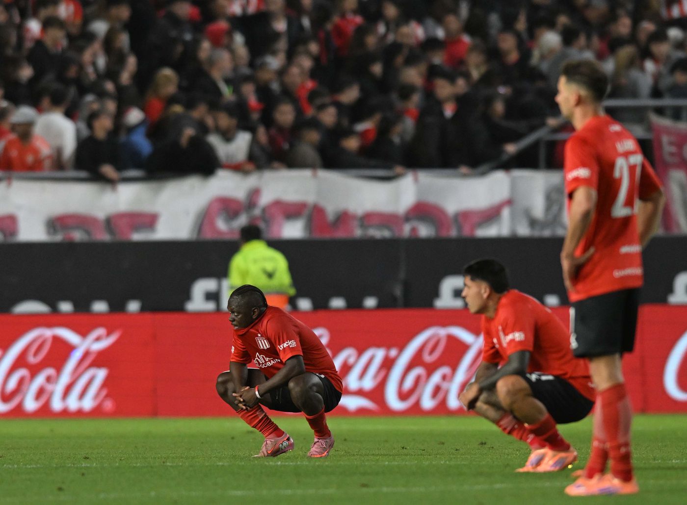 Estudiantes Argentinos Juniors Cetré derrota