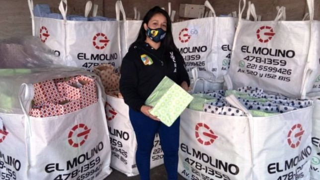 juguetes y golosinas: asi se prepara el festejo solidario por el dia del nino en la region