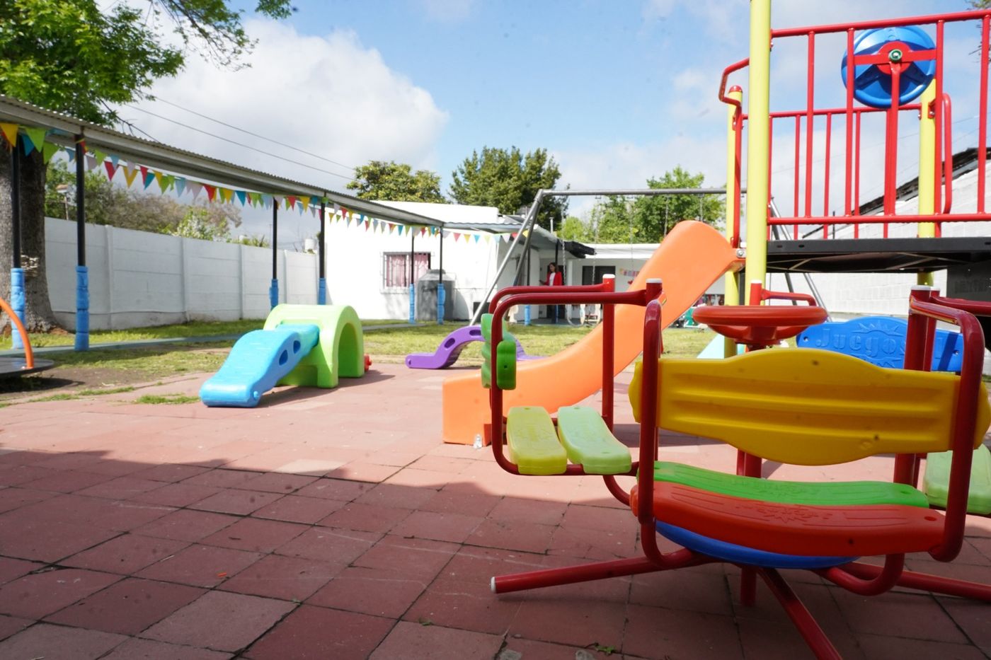La Municipalidad de La Plata proyecta obras en 220 instituciones educativas este a&ntilde;o