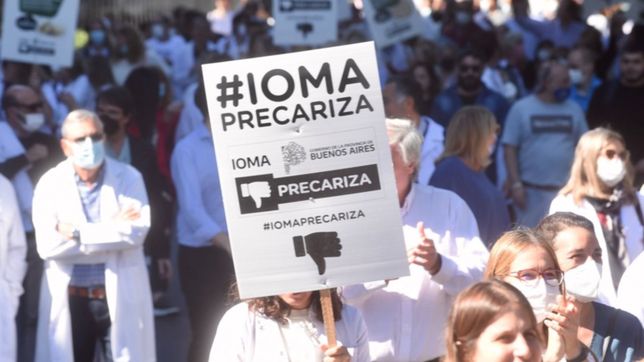 los medicos platenses siguen en conflicto con ioma y analizan medidas de fuerza
