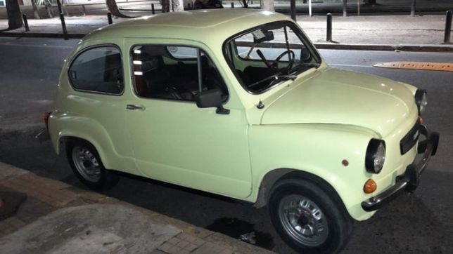 sorprendieron a un hombre intentando robar fiat 600 en pleno centro de la plata